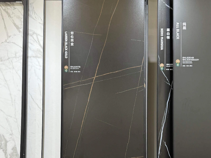 BNL82617Y LAUREN BLACK GOLD