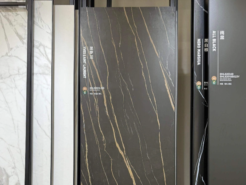 BNL826NL18B YVES SAINT LAURENT