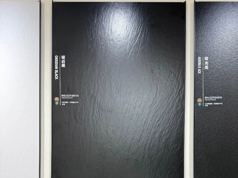1BNL122712BY70 OBSIDIAN BLACK