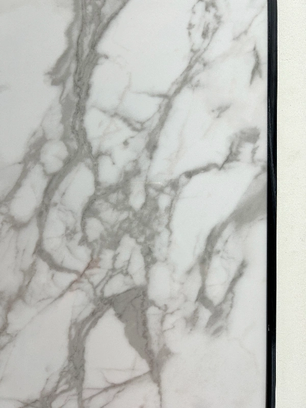 1218L1001 GUCCI WHITE