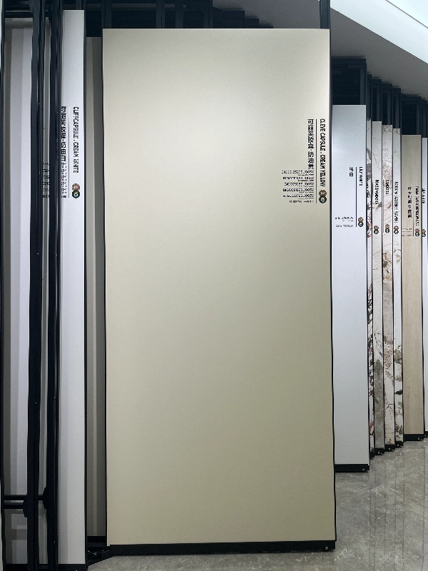 BIGCC12329SU003Y 克利夫胶囊-奶油黄