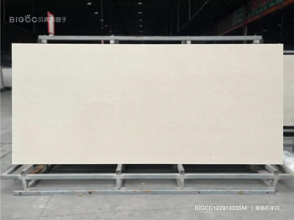 BIGCC12791333SM 石灰石灰白色