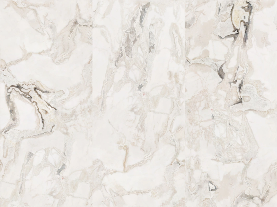 BIGCC1279497F FENDI WHITE