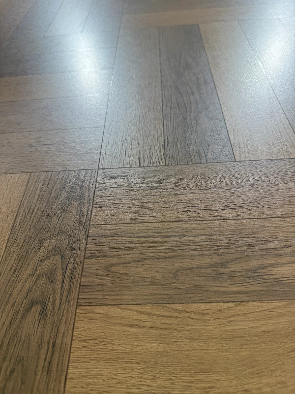 BIGCC612MW22YJ Barcelonawoodgrain-woodred