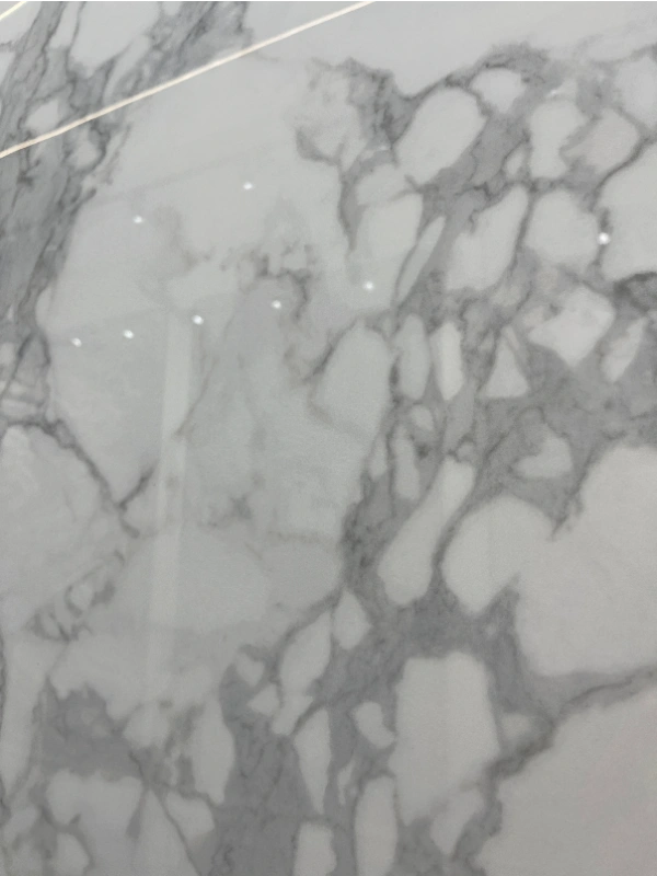 H18322CR208G NET-PATTERNED LARGE WHITE FLOWER